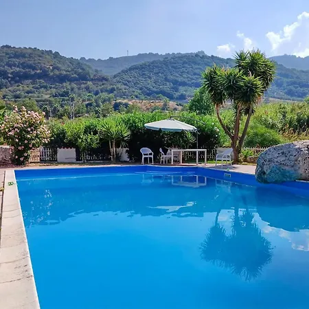 2 Bedroom In * Nocera Terinese